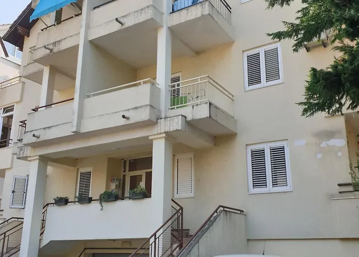 Lamada One Bedroom Apartment